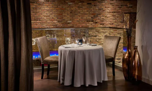 IL715Restaurant23_1